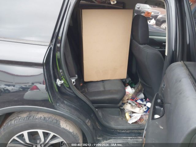 JA4AD2A30JJ000812 Mitsubishi Outlander Es