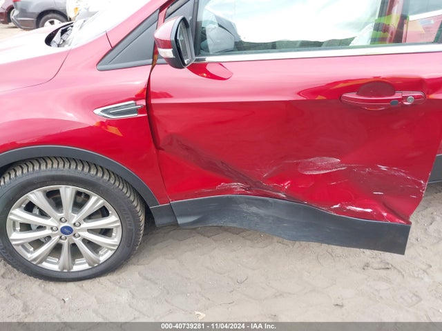 Продаж на аукціоні авто 2017 Ford Escape Titanium, vin: 1FMCU0JD7HUC25096, номер лоту: 40739281