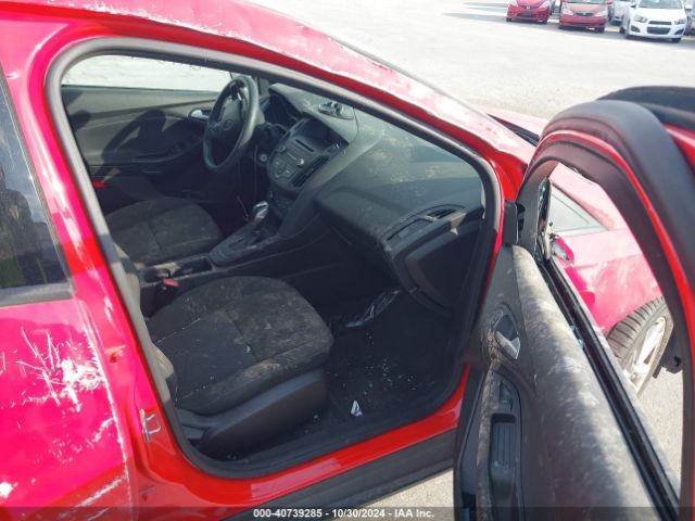 1FADP3K22GL211292 Ford FOCUS SE