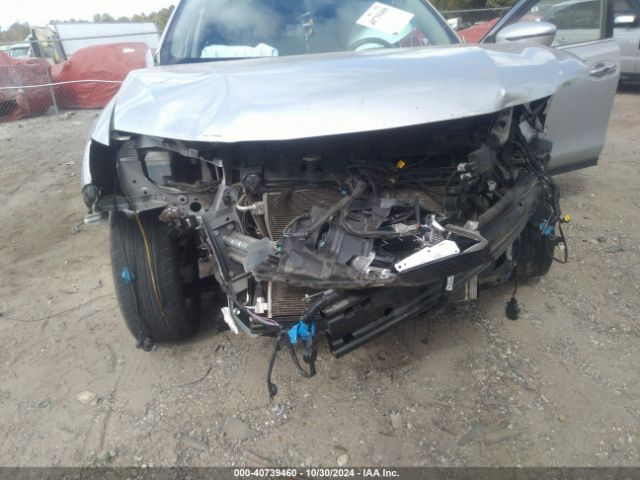JN8AT2MT4KW251183 Nissan ROGUE SV