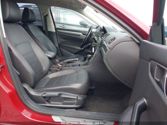1VWAA7A39JC002894 Volkswagen Passat 2.0t R-line/2.0t S