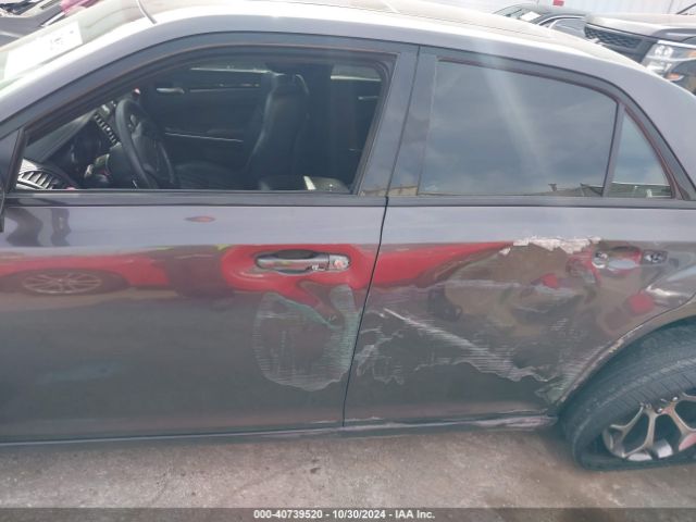 2C3CCABG4JH264229 Chrysler 300 300s