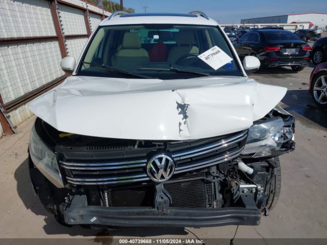 WVGAV3AXXEW561728 Volkswagen Tiguan Sel