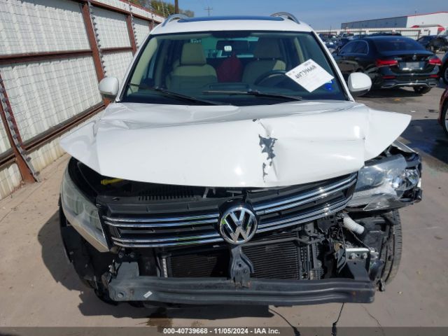 WVGAV3AXXEW561728 Volkswagen Tiguan Sel