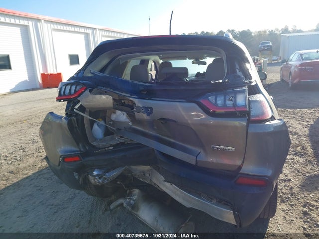1C4PJLCB7KD248557 Jeep Cherokee Latitude Fwd