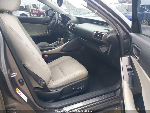 Lexus IS 250 2014 JTHBF1D28E5036231 Image 5