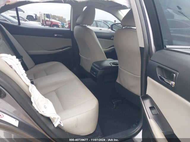 Lexus IS 250 2014 JTHBF1D28E5036231 Image 8