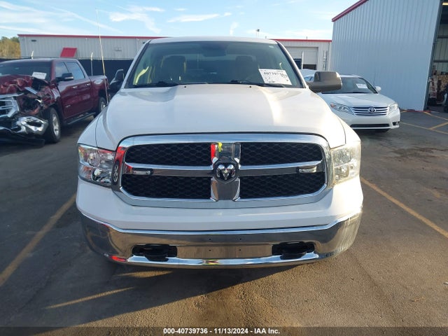 1C6RR7FT4MS549614 RAM 1500 Classic Tradesman  4x4 6'4 Box