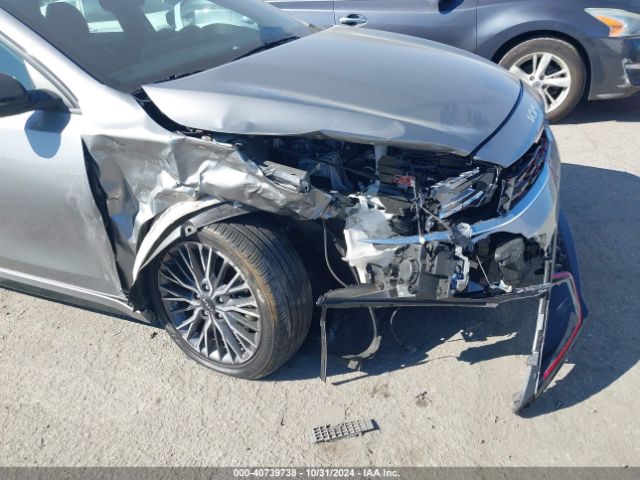 3KPF54AD4PE517548 KIA Forte Gt-line