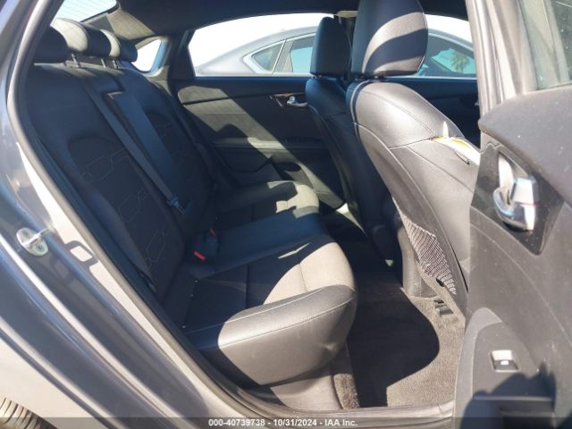 3KPF54AD4PE517548 KIA Forte Gt-line