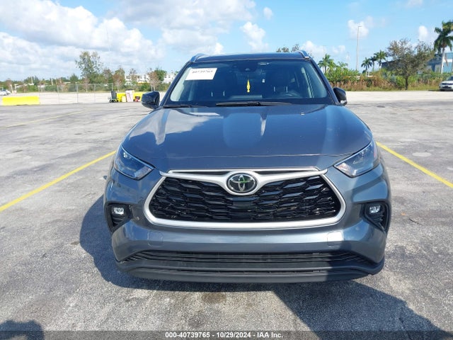 Toyota Highlander Xle 2022 5TDGZRAH4NS539819 Image 6
