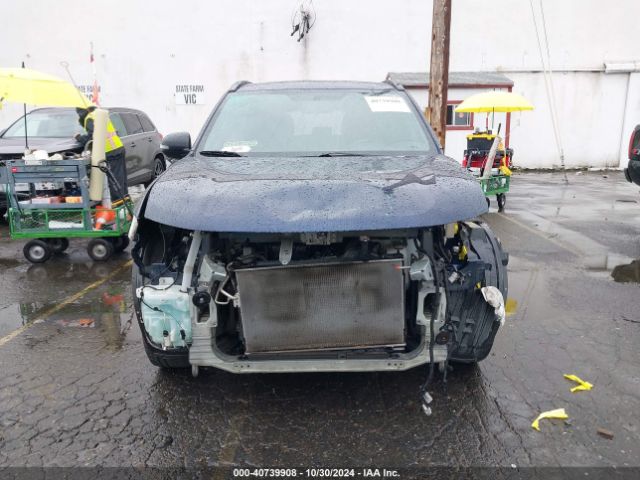 JA4AZ3A30JZ031700 Mitsubishi Outlander Le