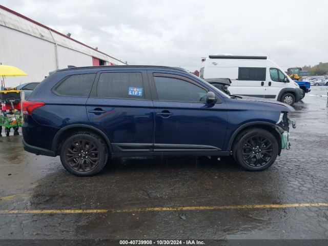 JA4AZ3A30JZ031700 Mitsubishi Outlander Le