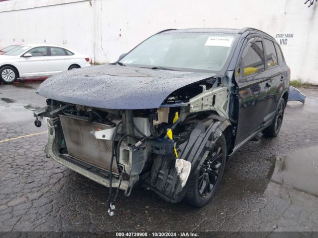 JA4AZ3A30JZ031700 Mitsubishi Outlander Le
