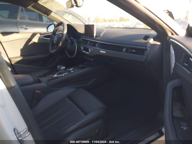 WAUENCF55KA091952 Audi A5 45 Premium