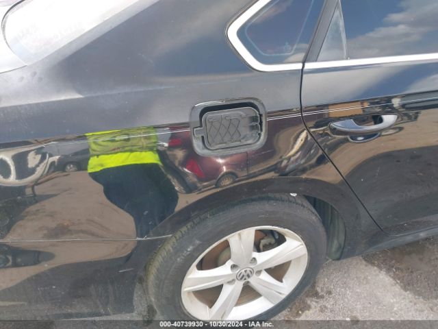 1VWAS7A38EC037168 Volkswagen Passat 1.8t Wolfsburg Edition