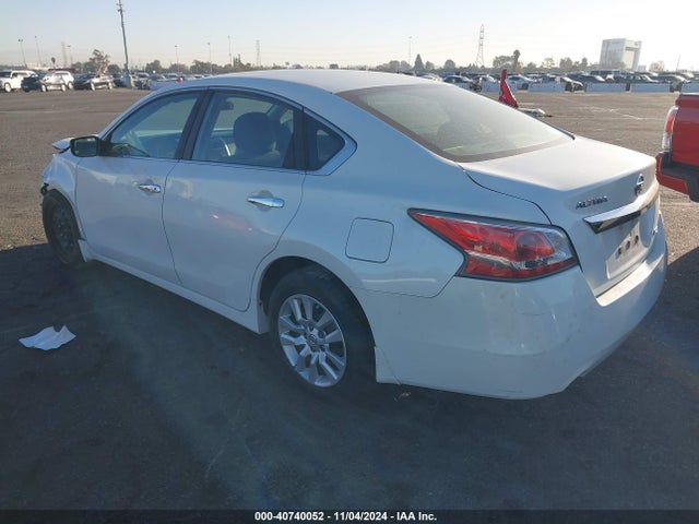 Nissan Altima 2.5 S 2014 1N4AL3AP3EN211296 Image 3