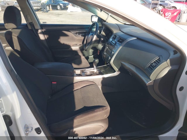 Nissan Altima 2.5 S 2014 1N4AL3AP3EN211296 Image 5