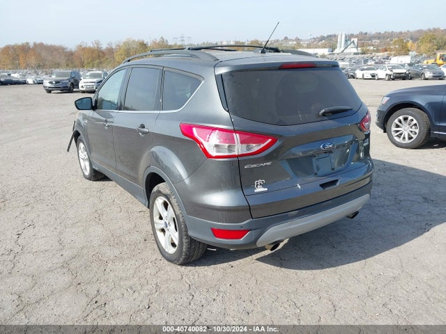 1FMCU9GX8GUB28381 Ford ESCAPE SE
