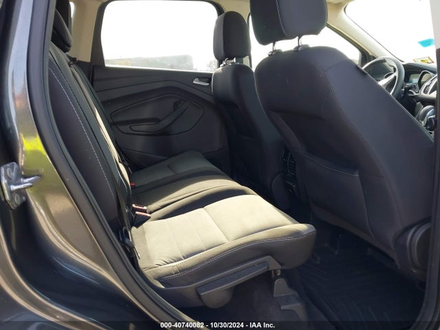 1FMCU9GX8GUB28381 Ford ESCAPE SE