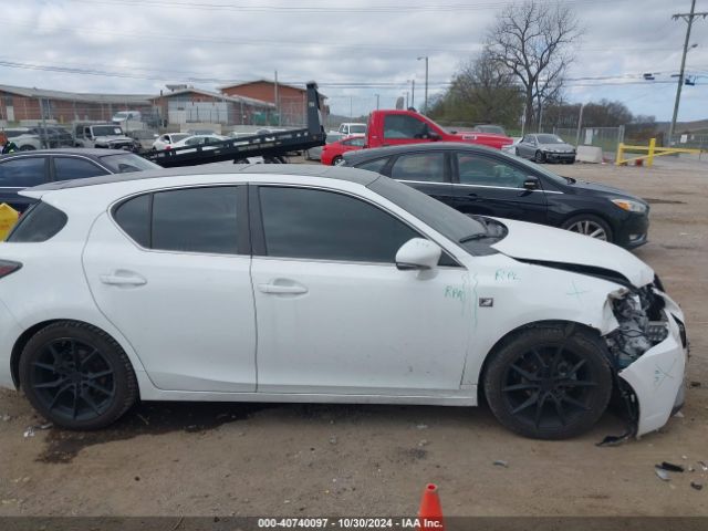 JTHKD5BH7F2235049 Lexus CT 200H
