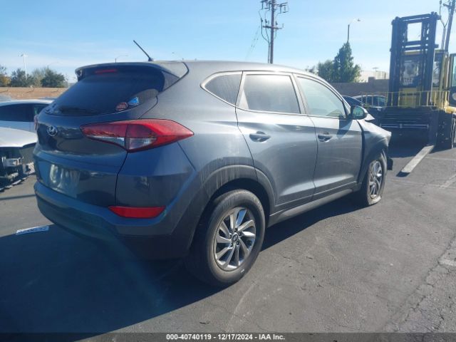 KM8J23A43JU787601 Hyundai TUCSON SE
