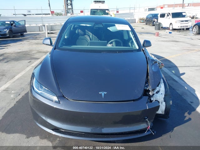 Tesla Model 3 Rear-wheel Drive 2024 5YJ3E1EA6RF740608 Image 12