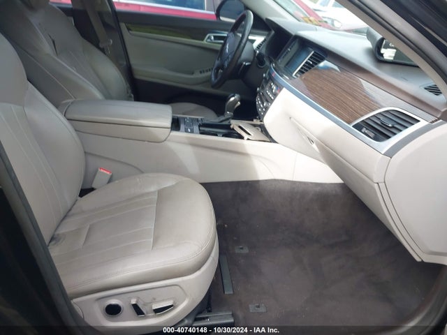 Hyundai Genesis 3.8 2016 KMHGN4JE0GU119702 Image 5