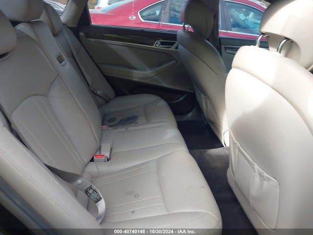 Hyundai Genesis 3.8 2016 KMHGN4JE0GU119702 Image 8