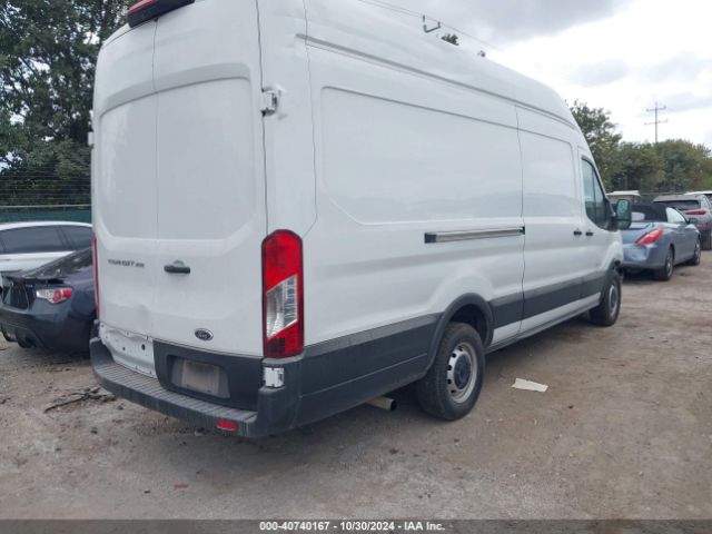 1FTBR3X83NKA74701 Ford Transit-250 Cargo Van
