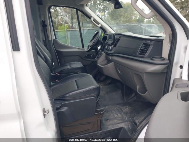 1FTBR3X83NKA74701 Ford Transit-250 Cargo Van