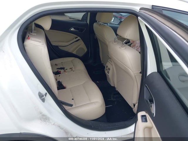 WDCTG4EB2JJ492935 Mercedes-Benz GLA 250