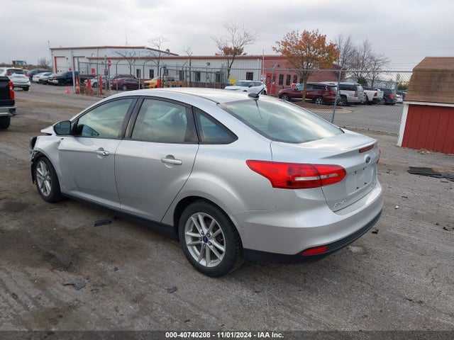 Ford FOCUS SE 2016 1FADP3F24GL220554 Image 3