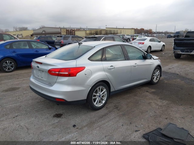 Ford FOCUS SE 2016 1FADP3F24GL220554 Image 4