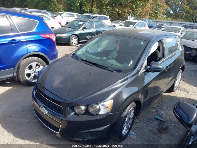 Chevrolet Sonic Lt Auto 2016 1G1JC6SB6G4167651 Image 2