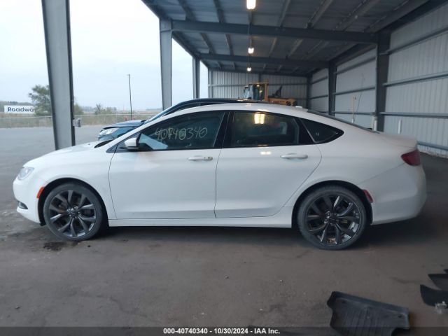 1C3CCCDG3FN556851 Chrysler 200 S