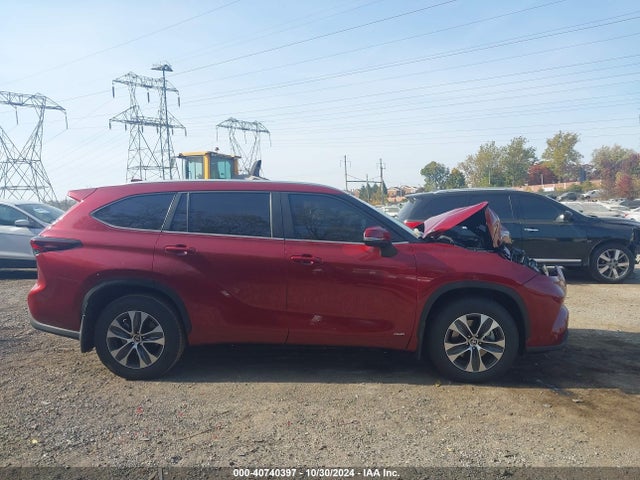 Toyota Highlander Hybrid Xle 2024 5TDKBRCH3RS636768 Image 13