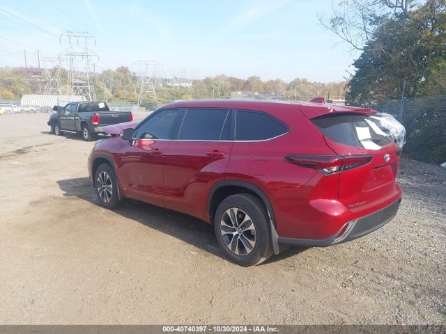 Toyota Highlander Hybrid Xle 2024 5TDKBRCH3RS636768 Image 3