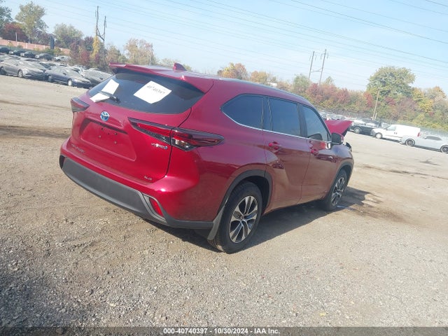 Toyota Highlander Hybrid Xle 2024 5TDKBRCH3RS636768 Image 4