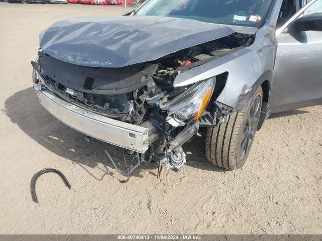 Nissan Altima 2.5 Sr 2017 1N4AL3AP2HC295031 Image 18