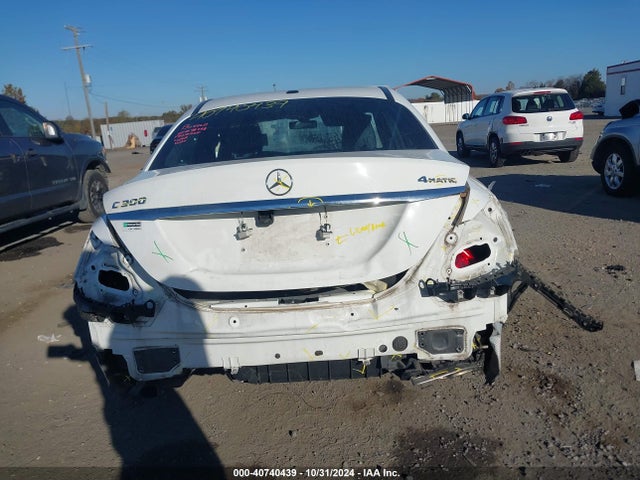 55SWF8EB4KU292594 Mercedes-Benz C 300 4matic