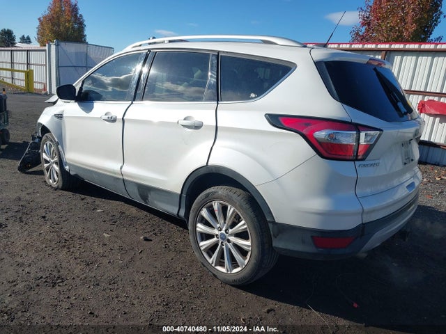 Ford Escape Titanium 2017 1FMCU9J92HUD20780 Image 3