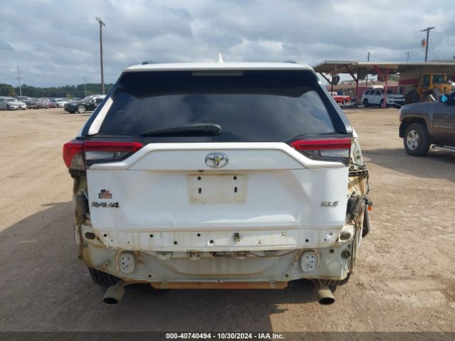 2T3W1RFV2LC045666 Toyota Rav4 Xle