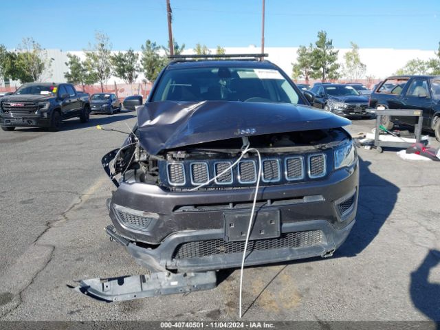 3C4NJDAB0JT107998 Jeep Compass Sport 4x4