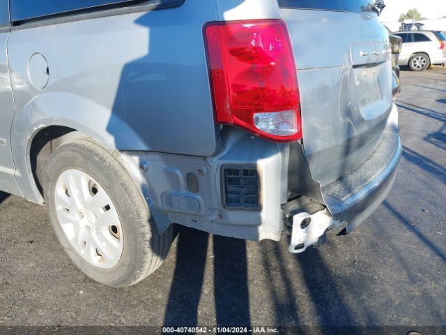 2C4RDGBG6ER290563 Dodge Grand Caravan Se