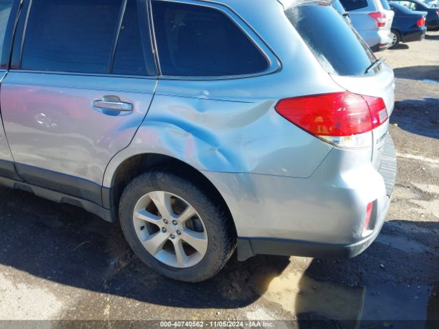 4S4BRCCC7E3260676 Subaru Outback 2.5i Premium