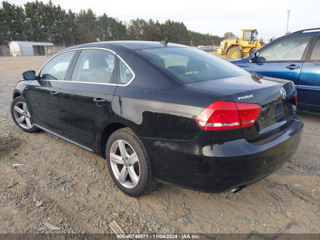 Volkswagen PASSAT S 2015 1VWAS7A37FC122794 Image 3