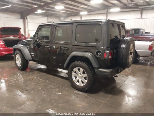 1C4HJXDGXJW188301 Jeep Wrangler Unlimited Sport S 4x4