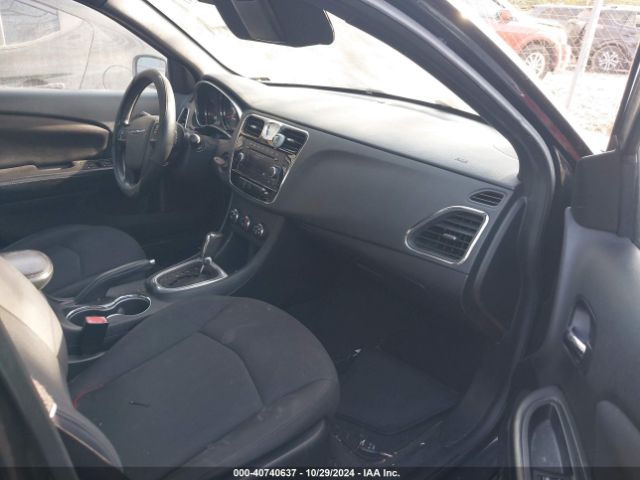 1C3CCBABXEN146551 Chrysler 200 LX