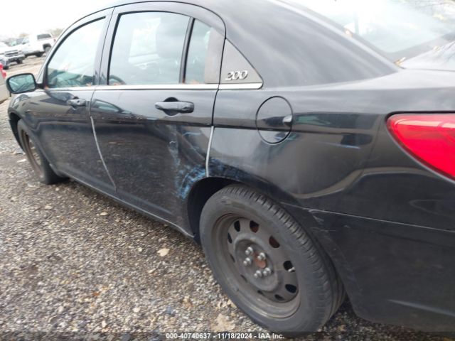 1C3CCBABXEN146551 Chrysler 200 LX